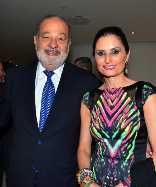 La Presidenta Estatal del DIF con el ingeniero Carlos Slim
