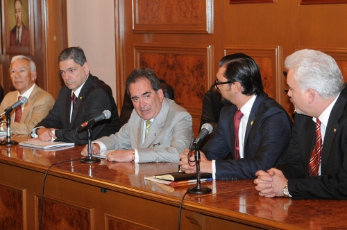 Con los directivos del Consejo Nacional Agropecuario y el ingeniero Teodoro Olivares Ventura.