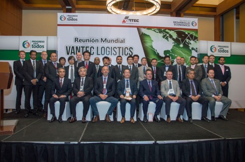Con los directivos y delegados de Vantec Logistics